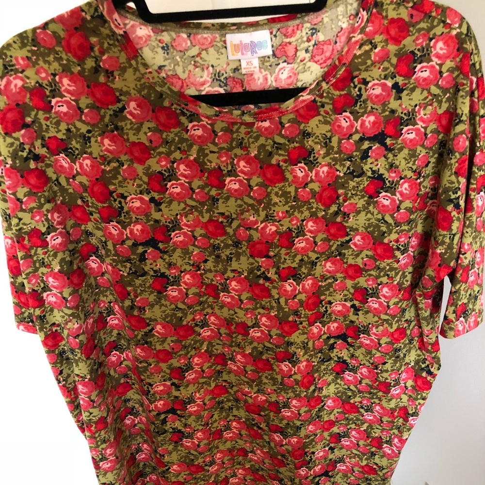 Lularoe Irma with Roses